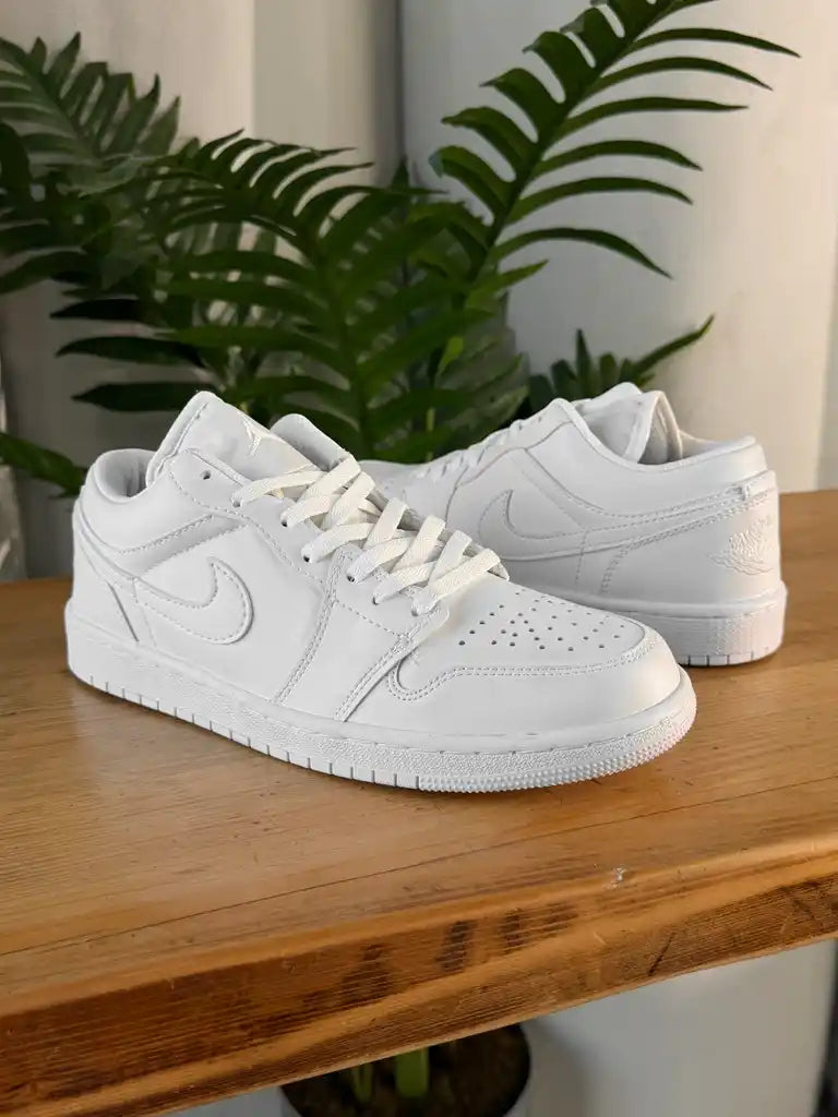 J01 Low Beyaz