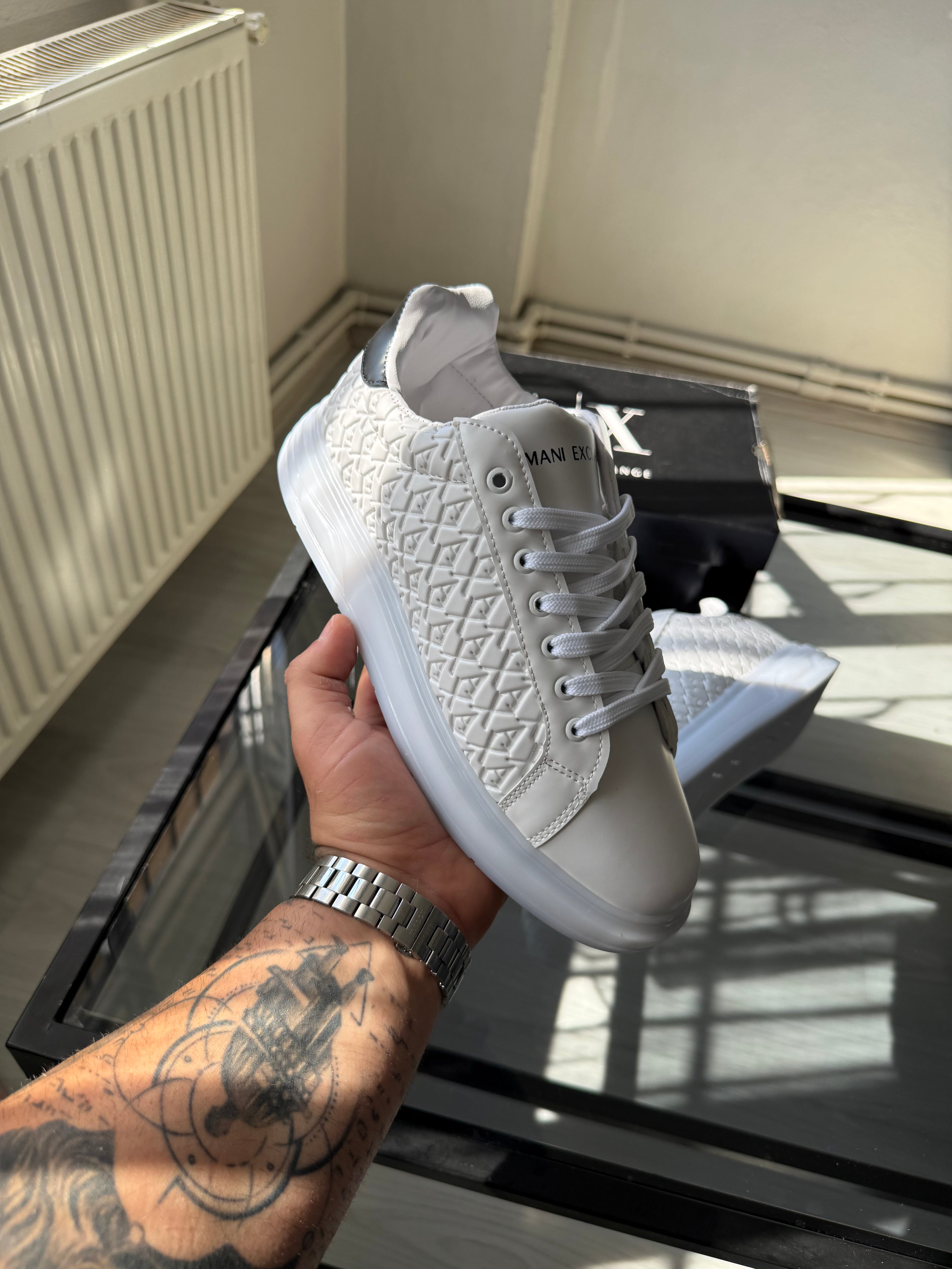 Armani Exchange Beyaz