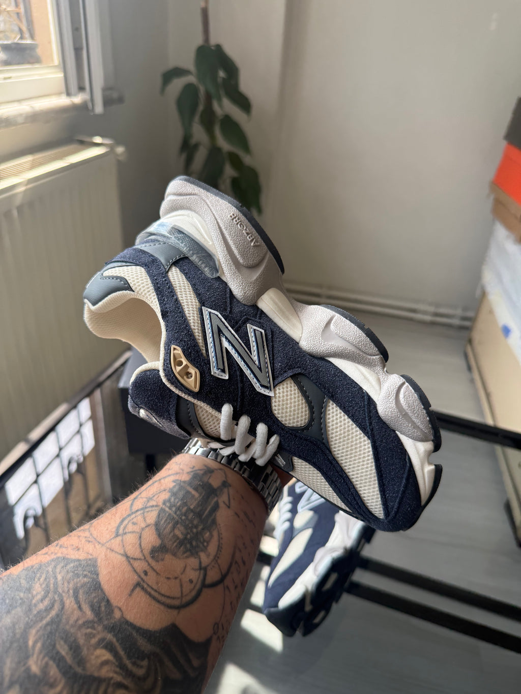 New Balance 9060 Laci