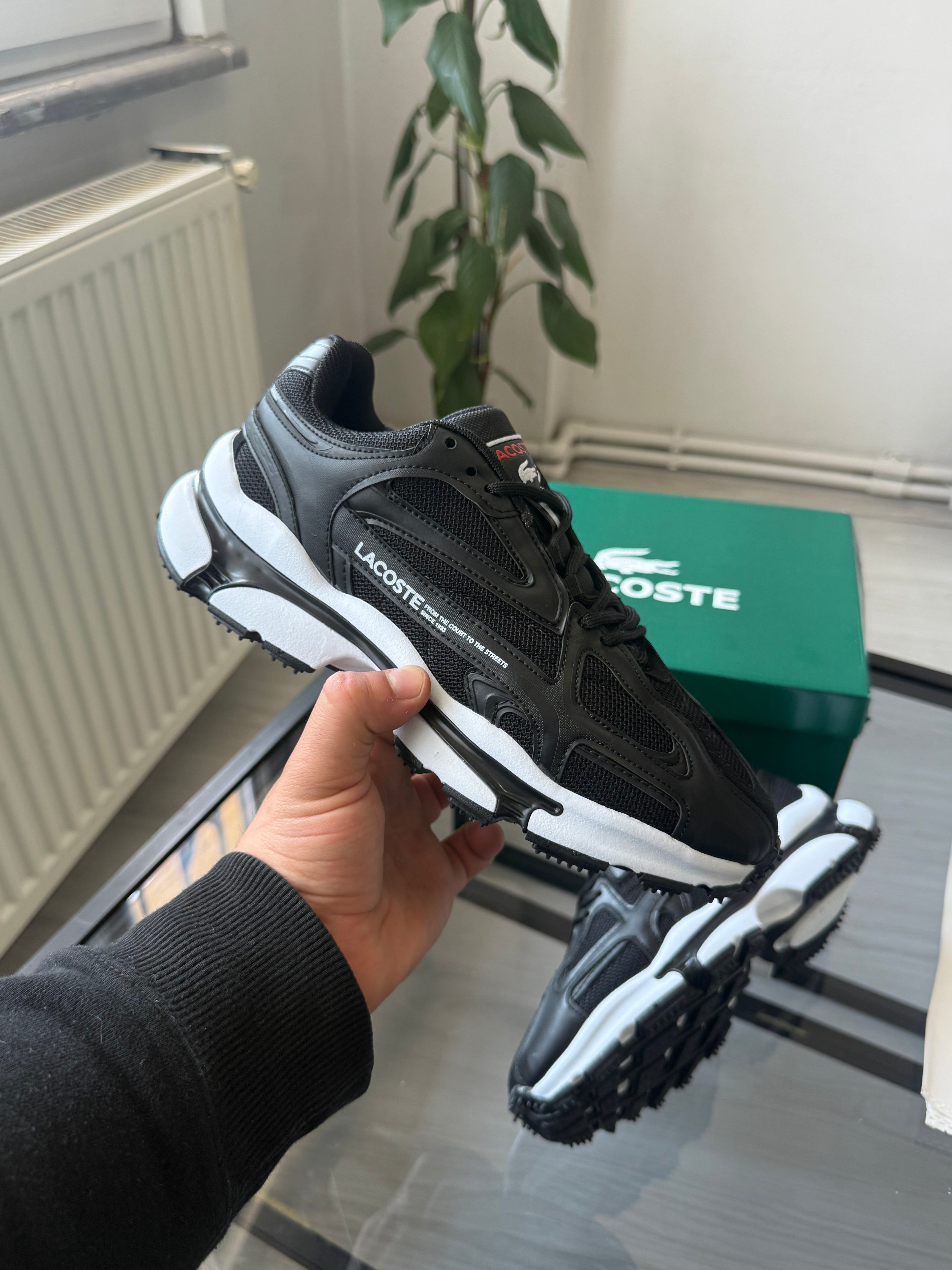 Lacoste Siyah